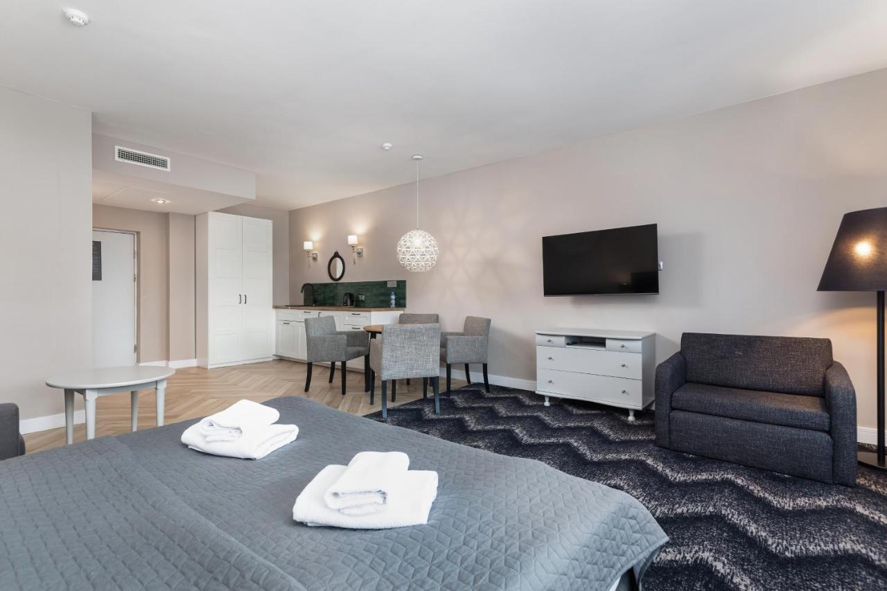 Aparthotel Etna Kołobrzeg Buitenkant foto