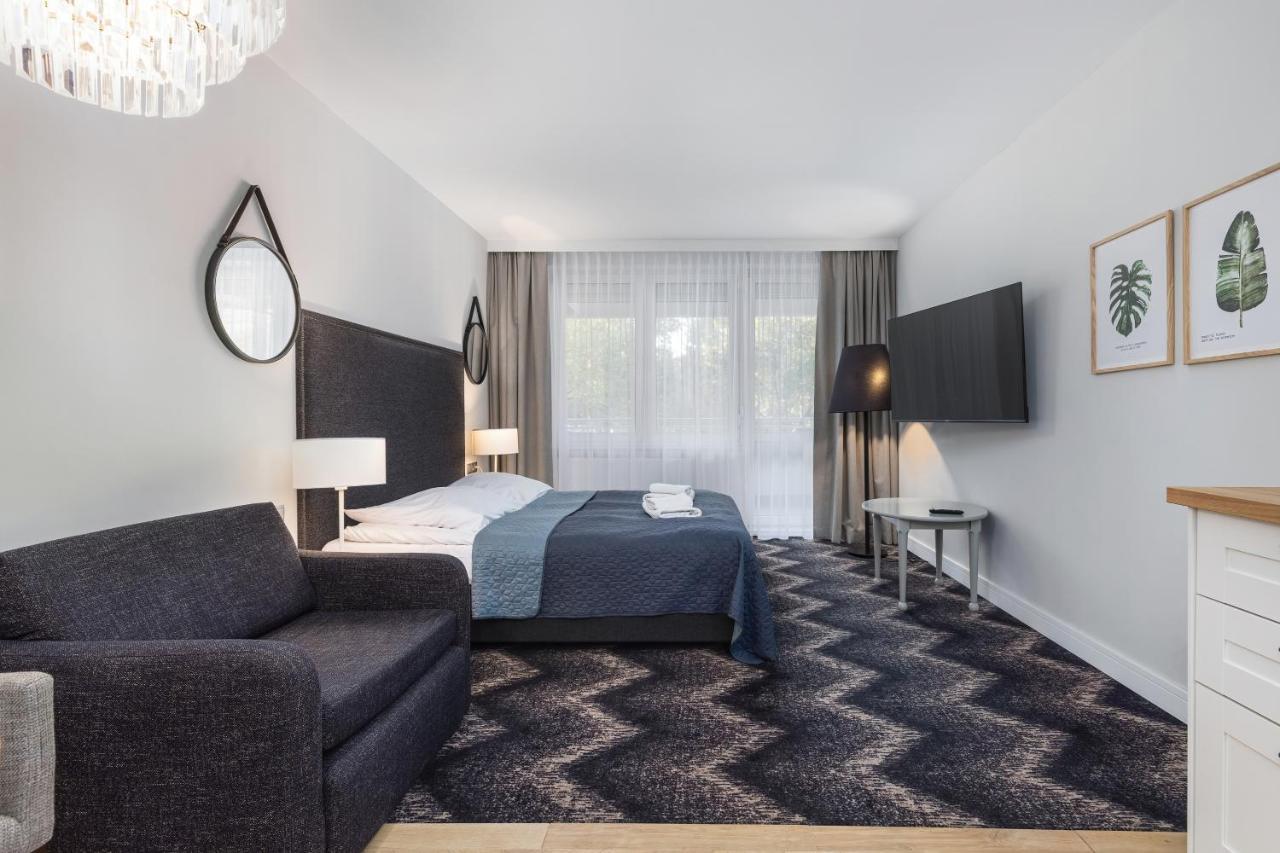 Aparthotel Etna Kołobrzeg Buitenkant foto