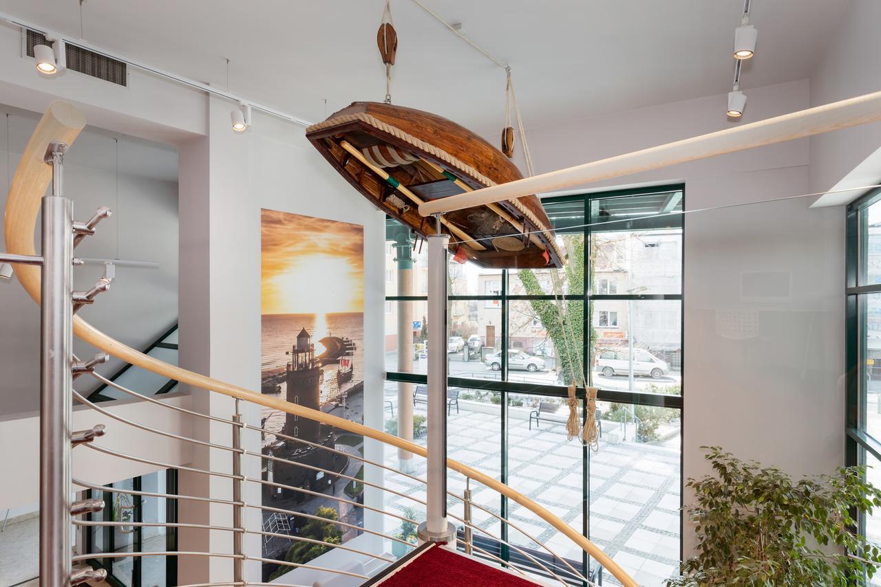 Aparthotel Etna Kołobrzeg Buitenkant foto